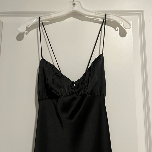 Sold - Picture 3 of 6